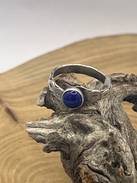 Lapis lazuli on a vine Ring